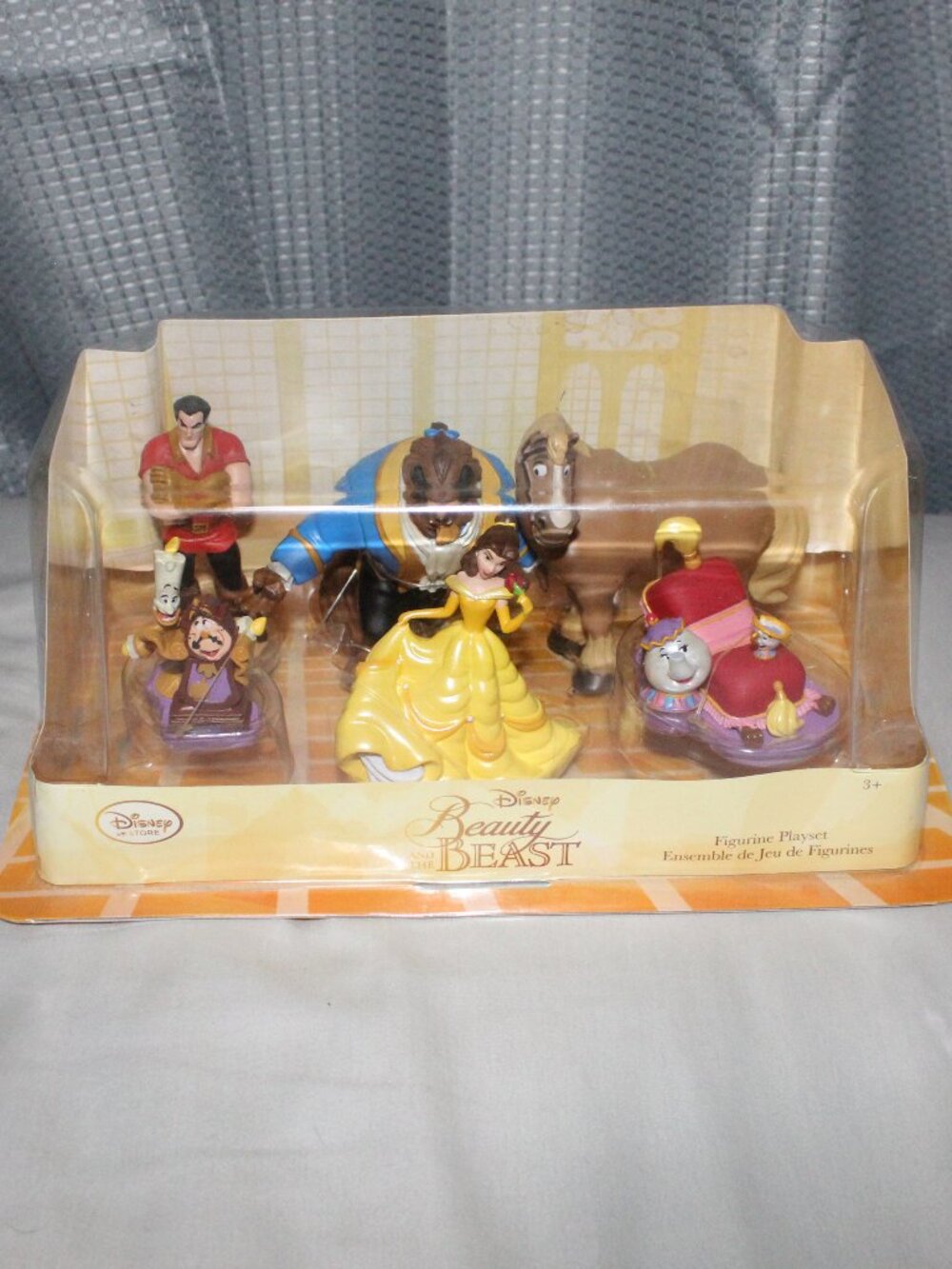 NWT Disney Store Beauty & the Beast Figure Playset